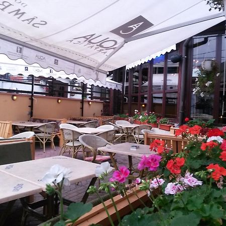 Bistro 29 Hotel Ploieşti Exterior foto