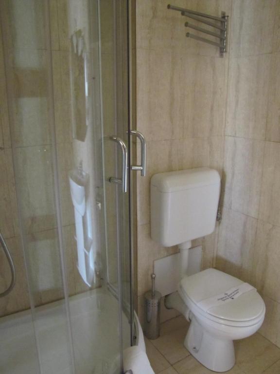 Bistro 29 Hotel Ploieşti Cameră foto